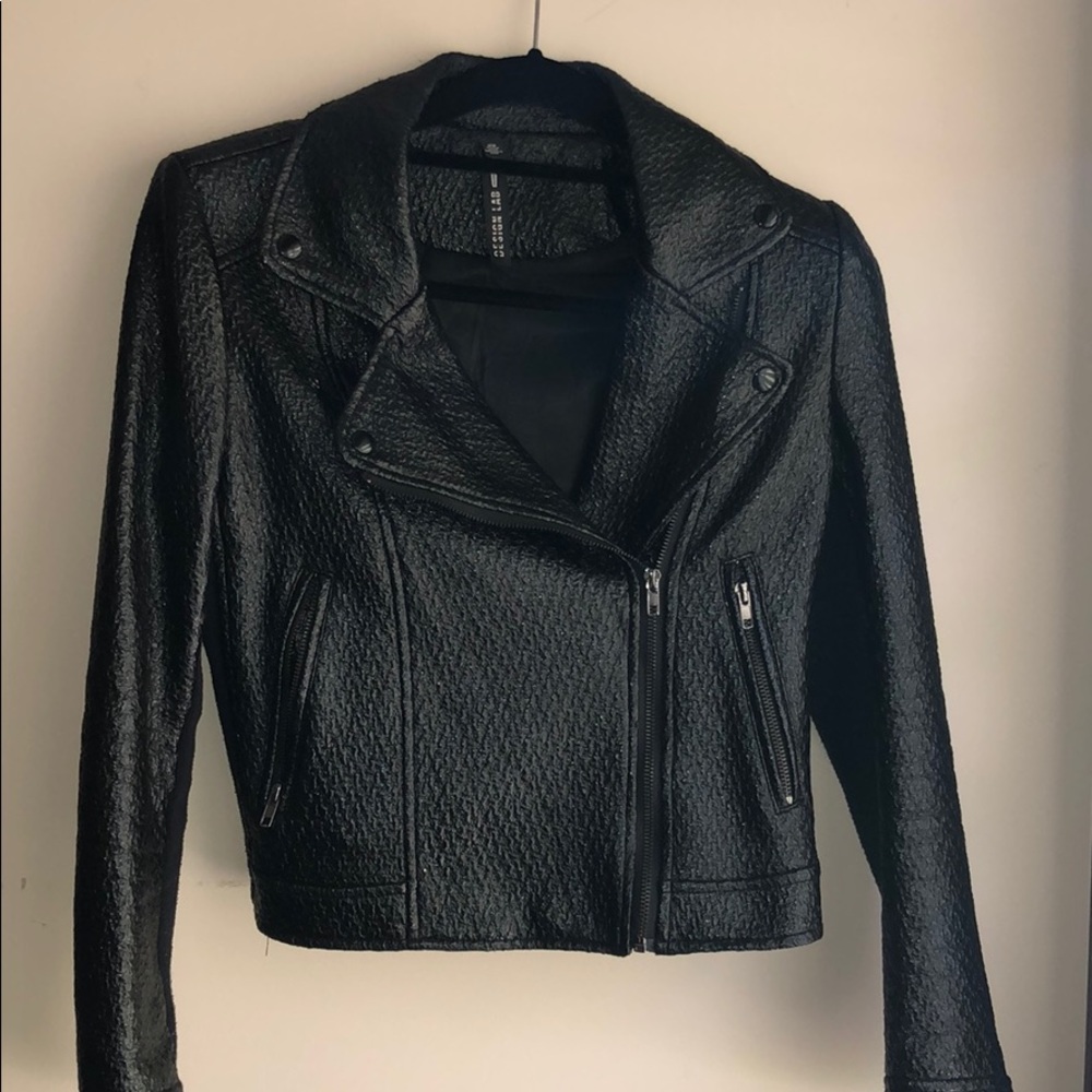 - Deisgn Lab Snake Skin Leather Jacket